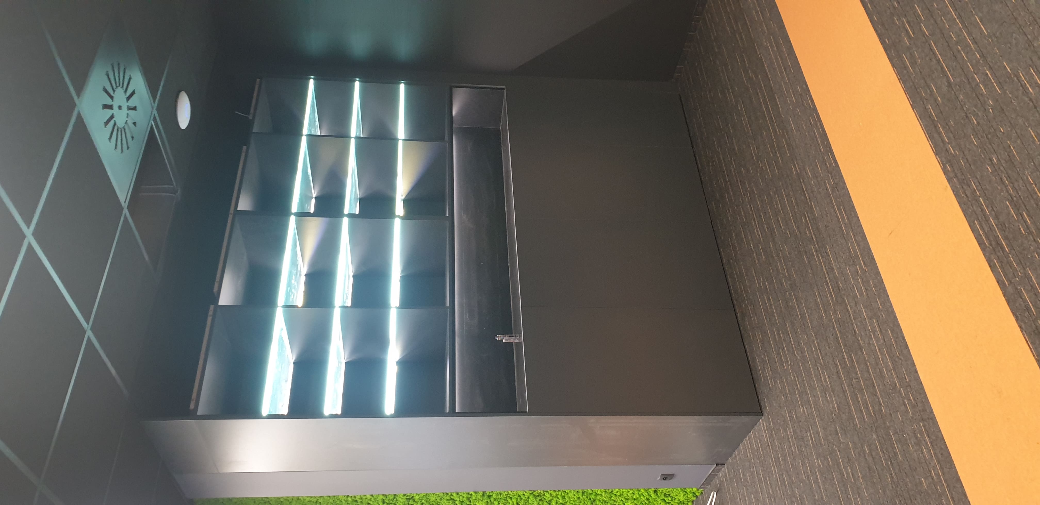 Zabudowa pod schodami 5