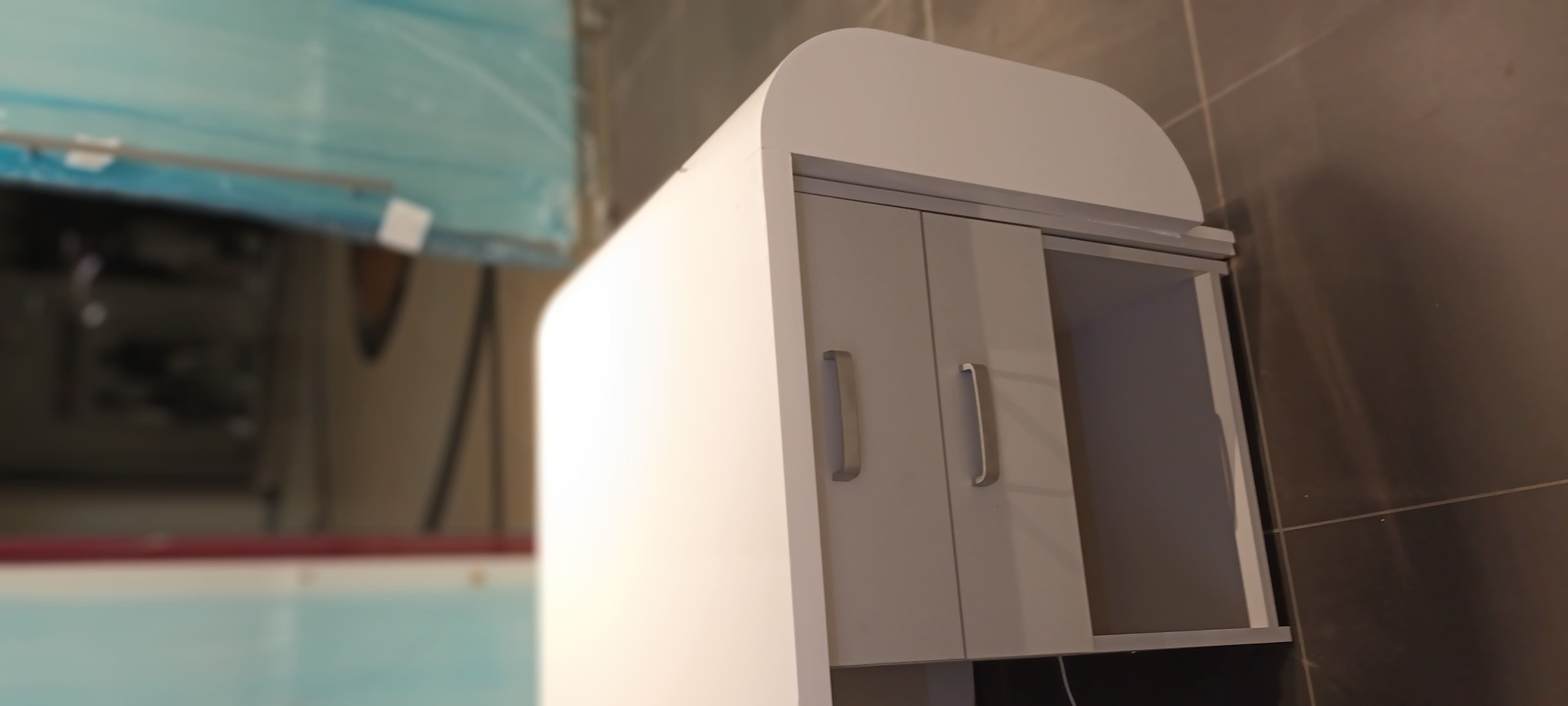 Zabudowa pod schodami 15